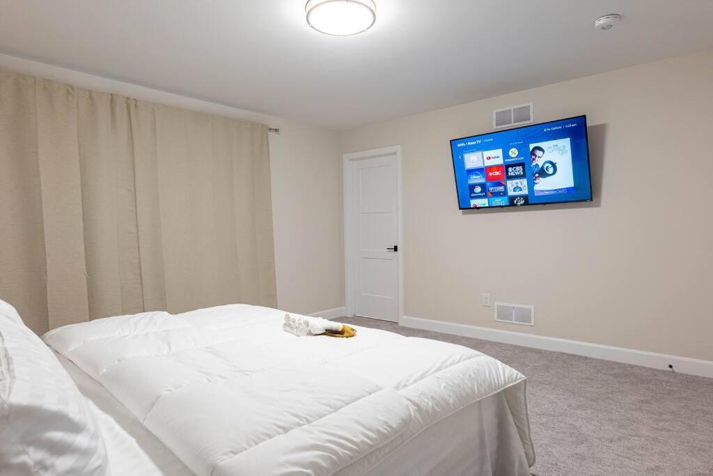 شقة Luxury Niagara 3 Bdr Townhouse /Garage المظهر الخارجي الصورة