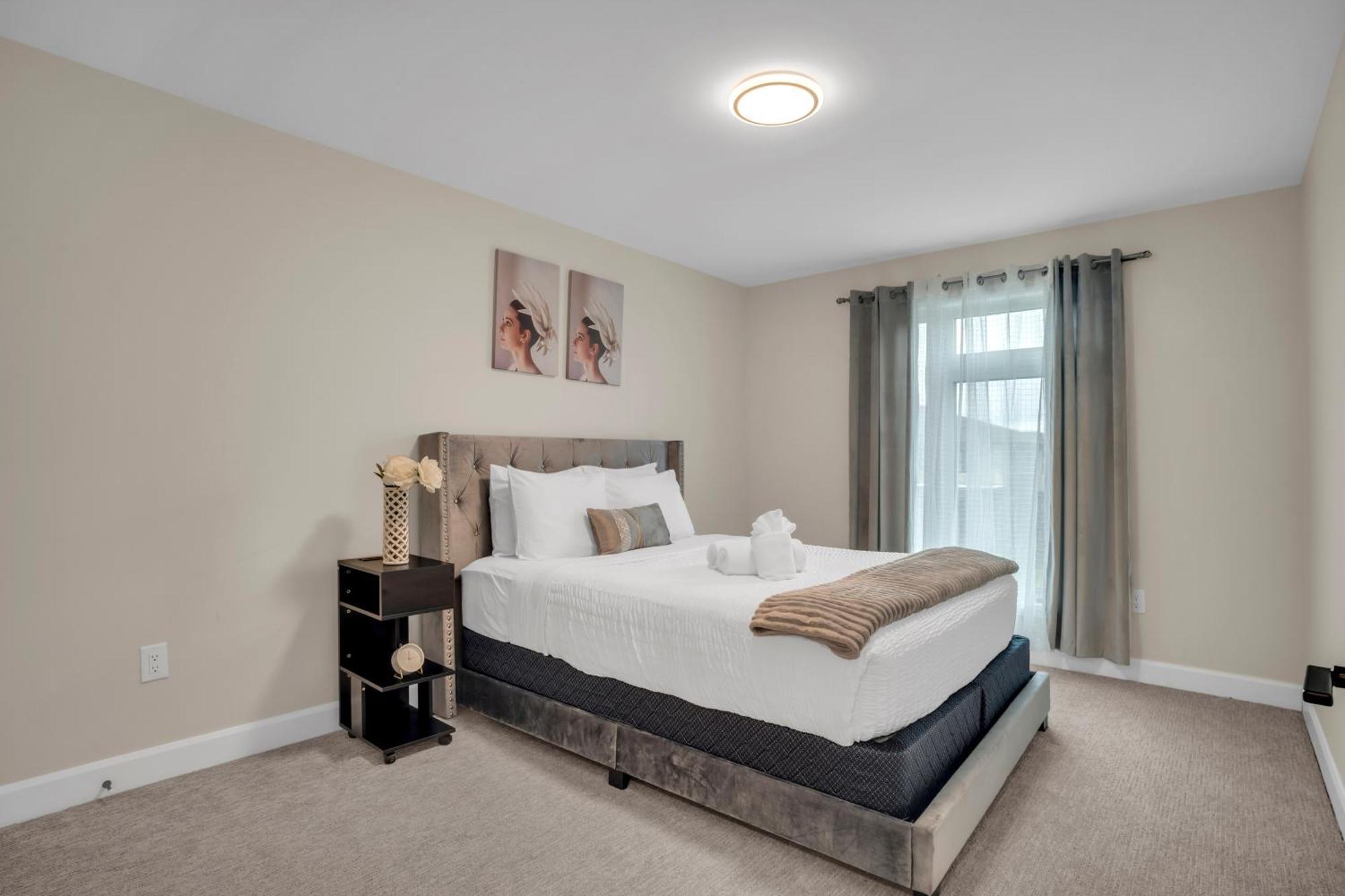 شقة Luxury Niagara 3 Bdr Townhouse /Garage المظهر الخارجي الصورة